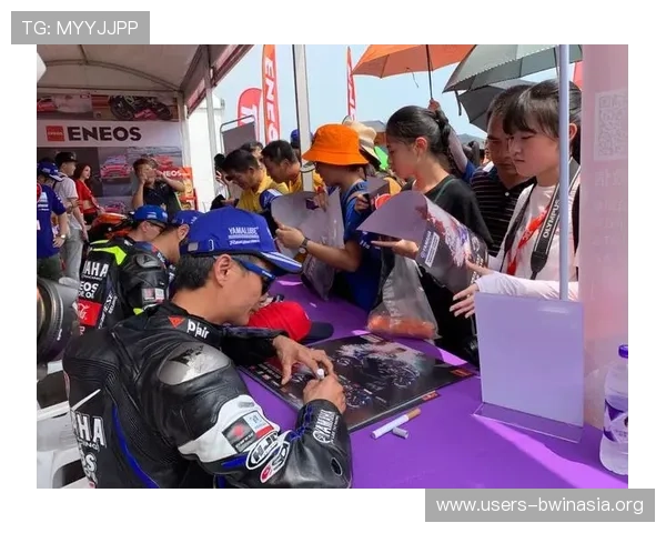 大满贯官网为粉丝提供丰富的周边商品和官方活动信息满足多样化的需求